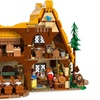 Image 5: LEGO Disney Snow White Set, Includes Iconic Characters