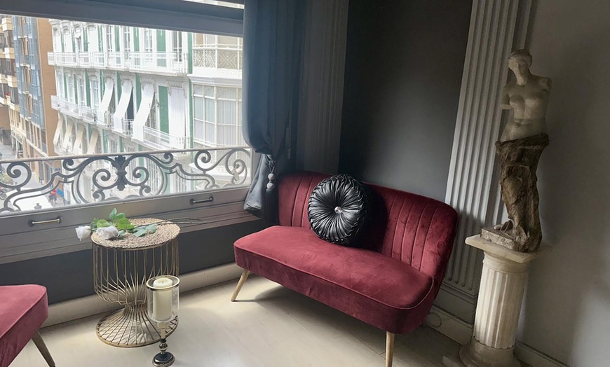 Image 3: Limpieza facial básica o profunda con opción a tratamiento antiarrugas 