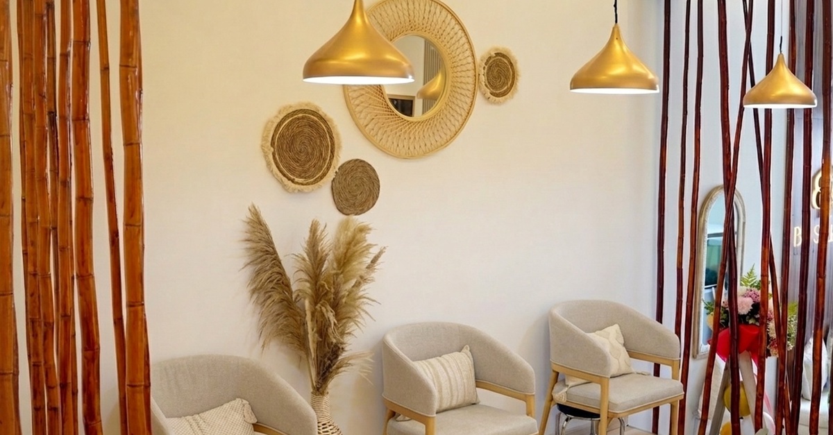 Enjoy Classic & Gel Manicures/Pedicures In A Dubai Sanctuary