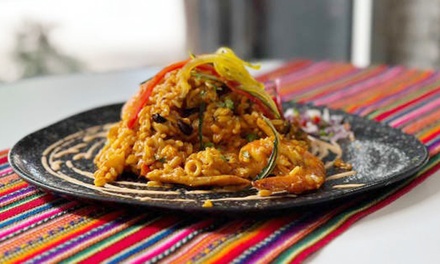 Para 2 personas: menú peruano-mediterráneo con 2 entrantes, 2 principales y 2 bebidas - De Aqui A Lima