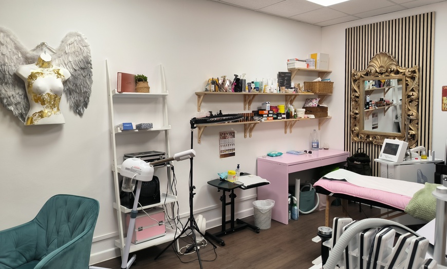 Image 5: Enhance with 0.5ml or 1ml Russian Lip Filler - AdriennVarga Aesthetics