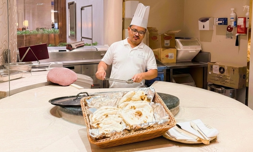 Image 9: Iftar Buffet with Ramadan Beverages at Zauq Restaurant