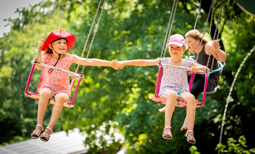 Image 2: Tages-Eintritt für den Magic Park Verden für 1 oder 2 Personen