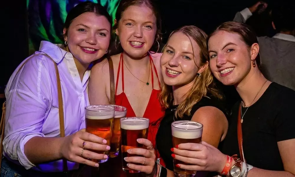 VIP Miami Pub Crawl For 1 Guest with 3 Bars & Club Entry