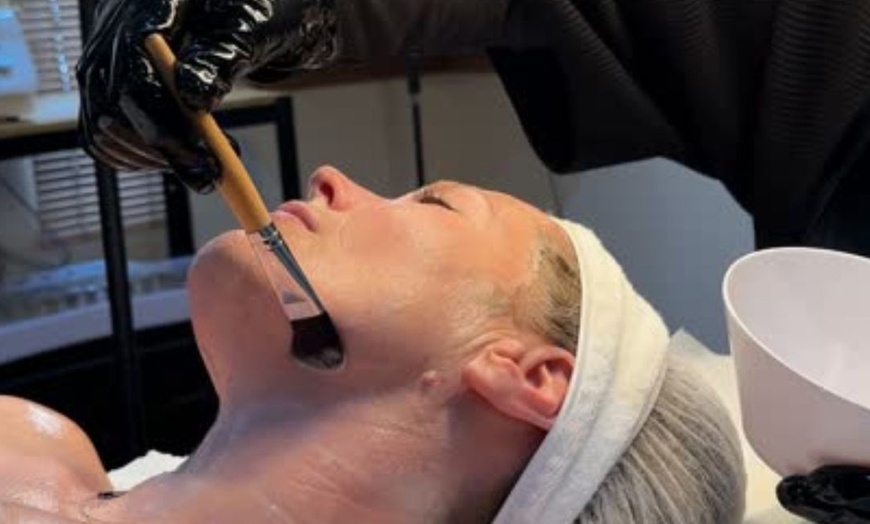 Image 5: One or Two Sessions of Facial Sculpting & Lymphatic Drainage