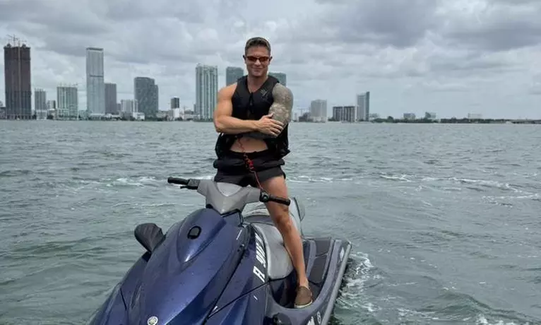 Experience 1 Hour JETSKI Tour + 1 Hour Horseback Riding Combo in Miami