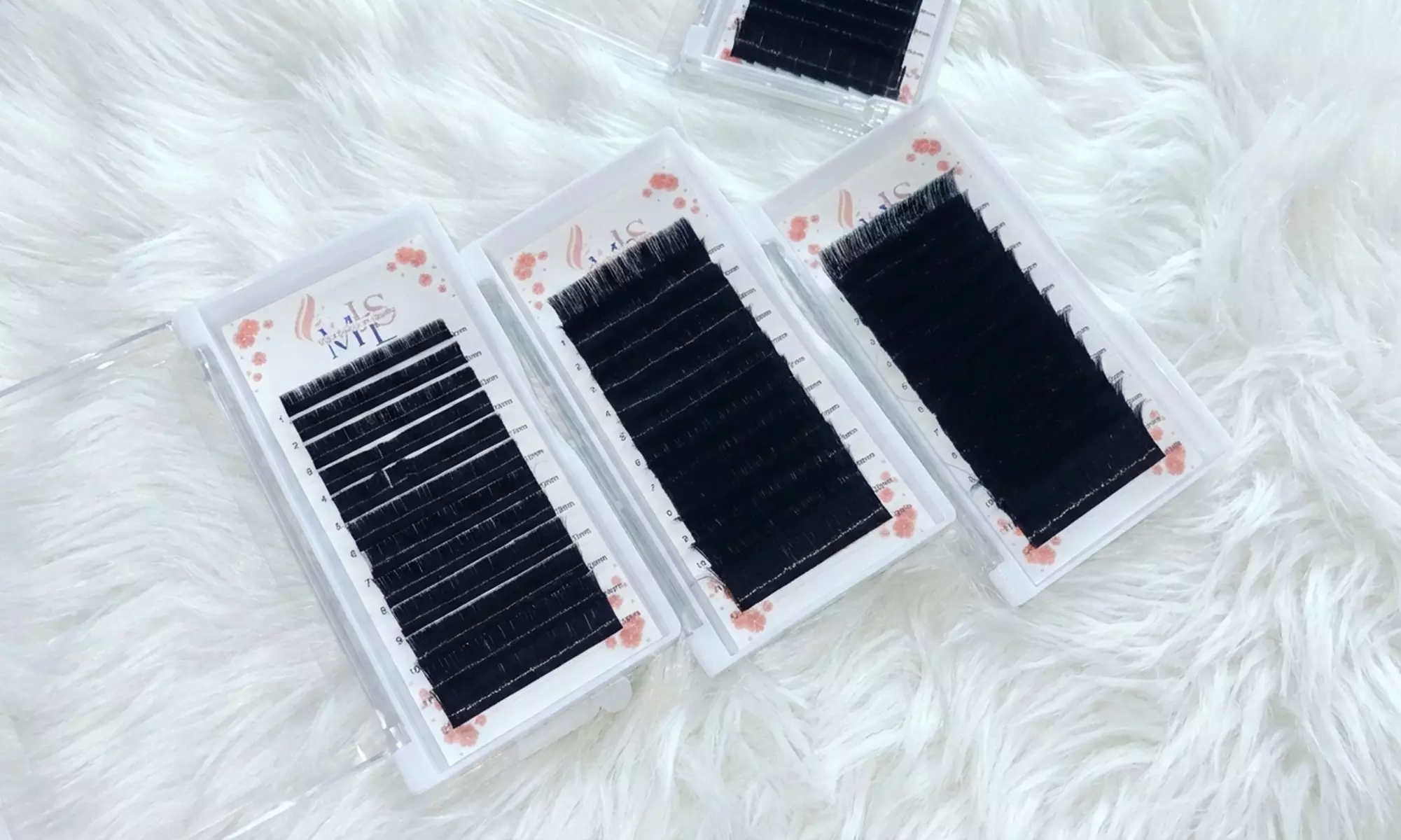 Full Set of Classic, Hybrid, or Volume Lash Extension for One