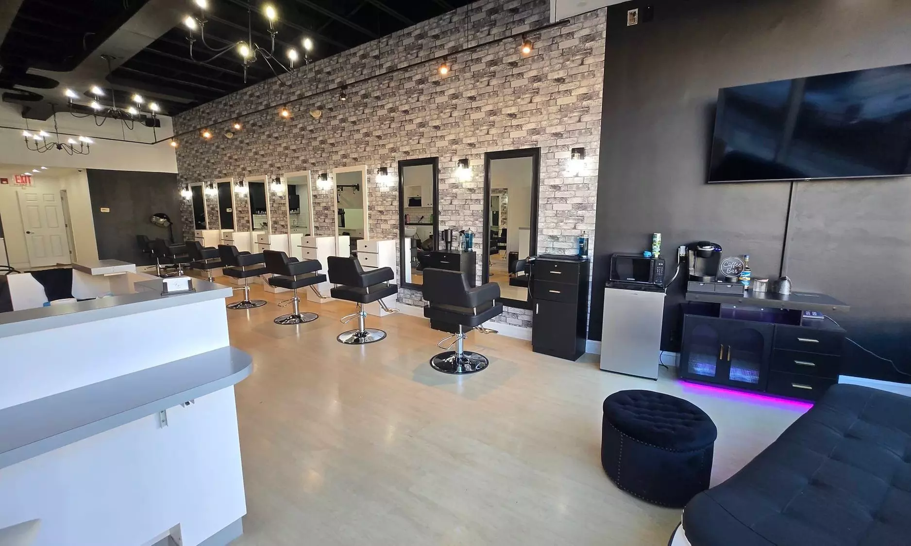 Get Haircut, Conditioning, Blowout, w/ Optional Single Process Color