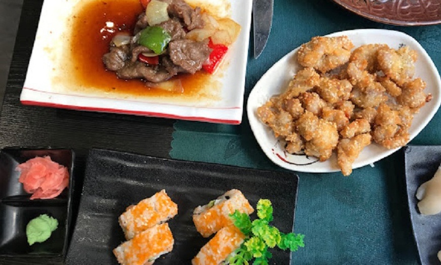 Image 18: Buffet libre de sushi por la noche para dos personas