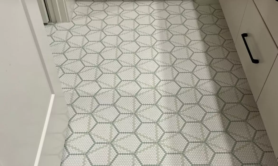 Hand-Cleaned Tile & Grout Deep Cleaning – Up to 100, 200 or 400 Sq Ft