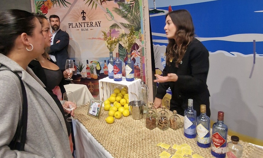 Image 3: Entrada para 2 al DaiquiriMANÍA el 8 de mayo (barra libre de cócteles)