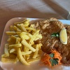 Image 3: Schweineschnitzel mit Meerrettich & Löffelpommes für 1-4 Personen
