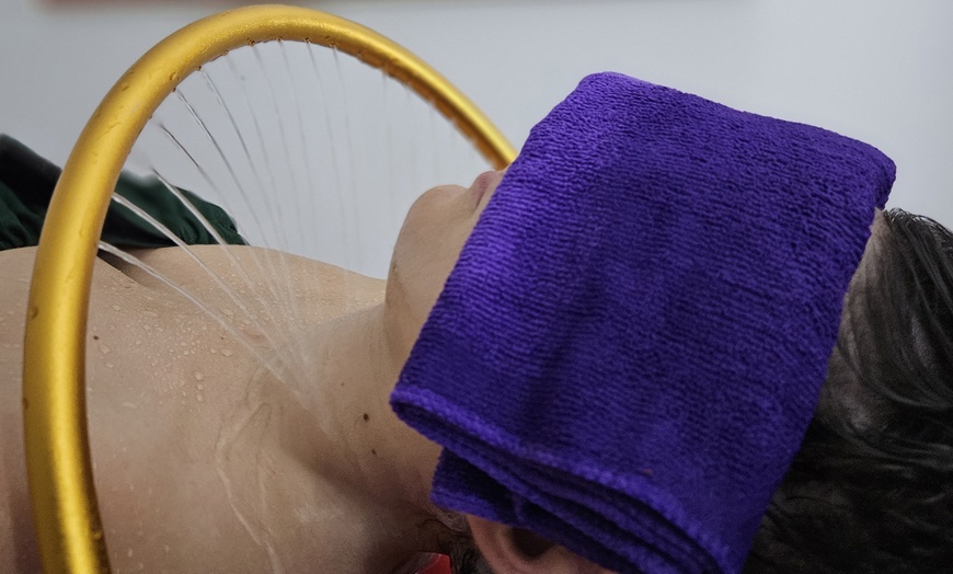 Image 3: Spa capilar japonés con masaje corporal y reflexología para 1 o 2 pax.