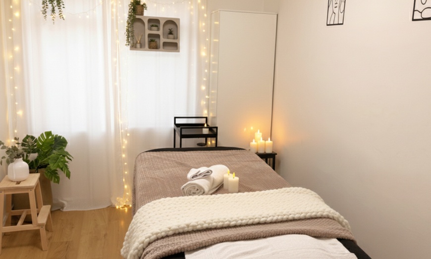 Image 4: Massage & soin du visage : parenthèse bien-être pour corps et esprit