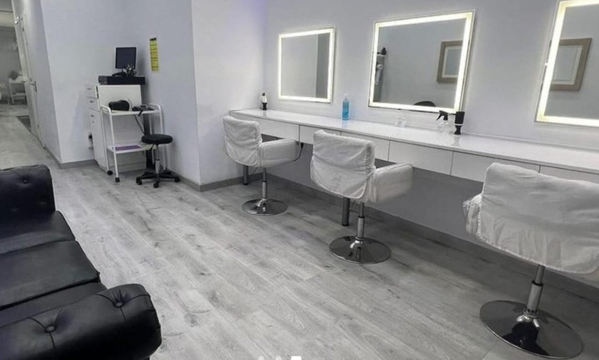 Image 5: Alisado brasileño de keratina con corte de puntas