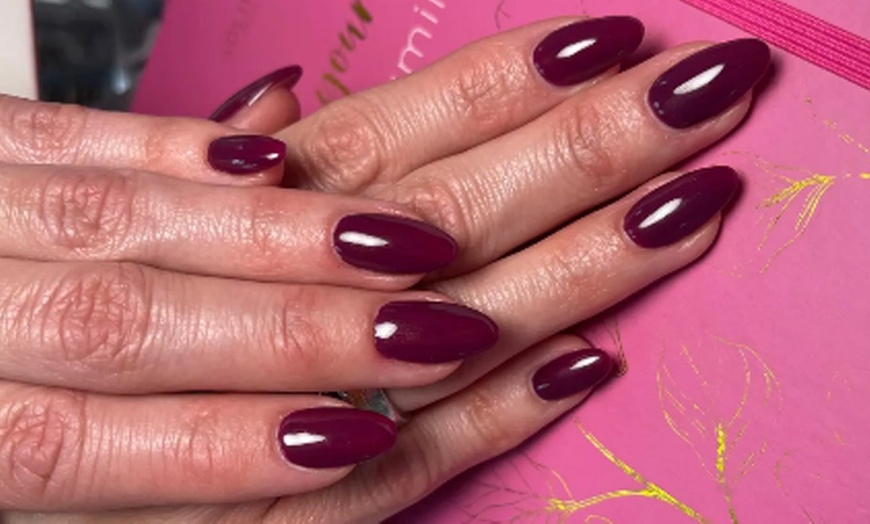 Image 6: Maniküre, opt. mit Shellack, oder Modellage mit/ohne Verlängerung