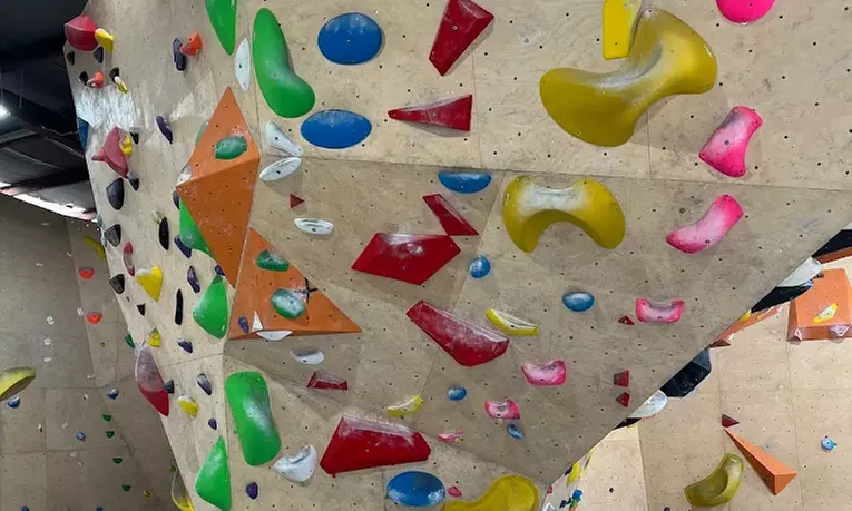 One-, Two-, Three- or Four-Person Entry to Flow Climbing