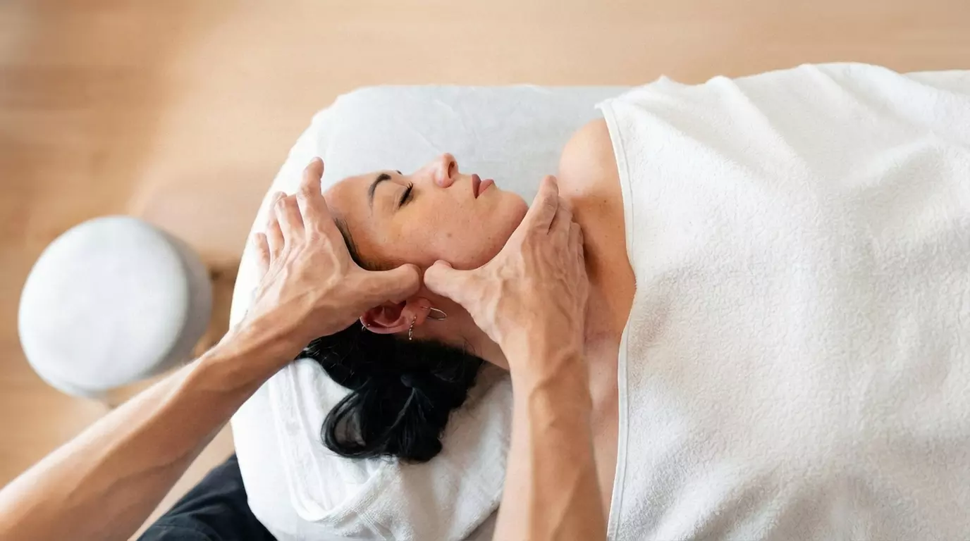 Masaje relajante o deportivo con opción a reflexología y shiatsu