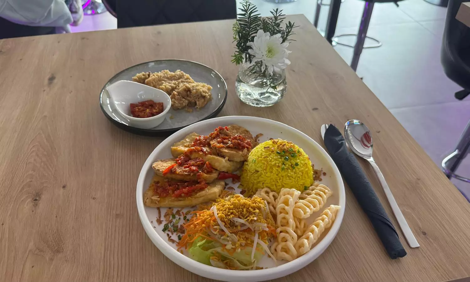 Genieße ein indonesisches 3-Gänge-Menü für 2 oder 4 Personen