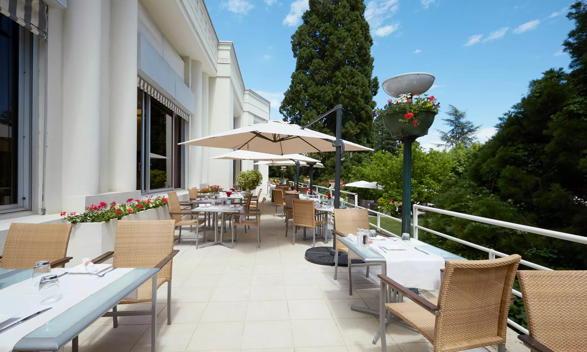 Lac Léman en 4* : 1 à 2 nuits, spa et remise soins, option pdj & dîner