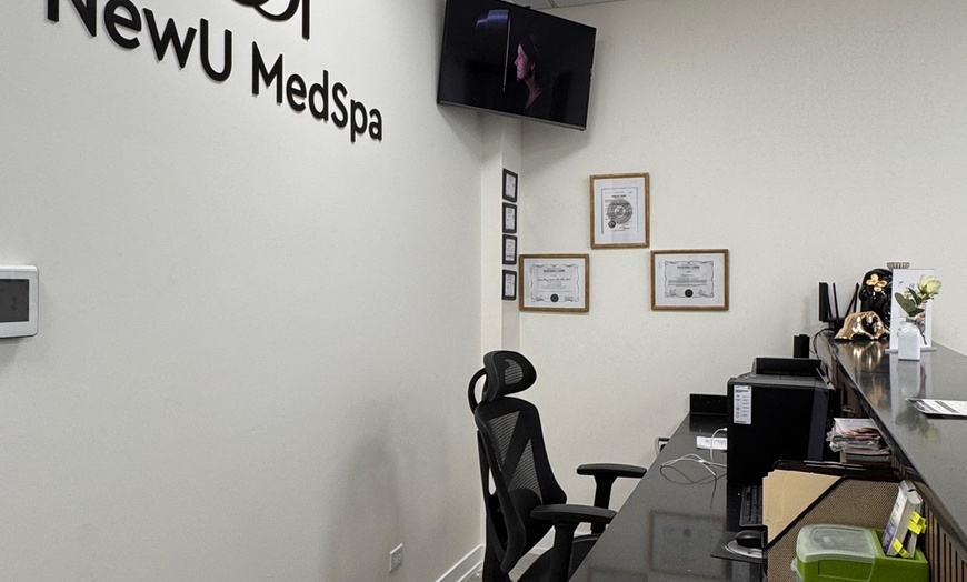 Image 7: Relax and Renew your Skin with DiamondGlow Facials at NewU Medspa