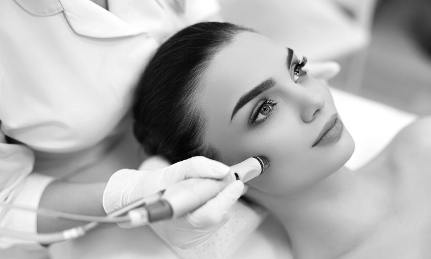 Image 3: Premium Facial Treatments and Advanced Chemical Peel Packages