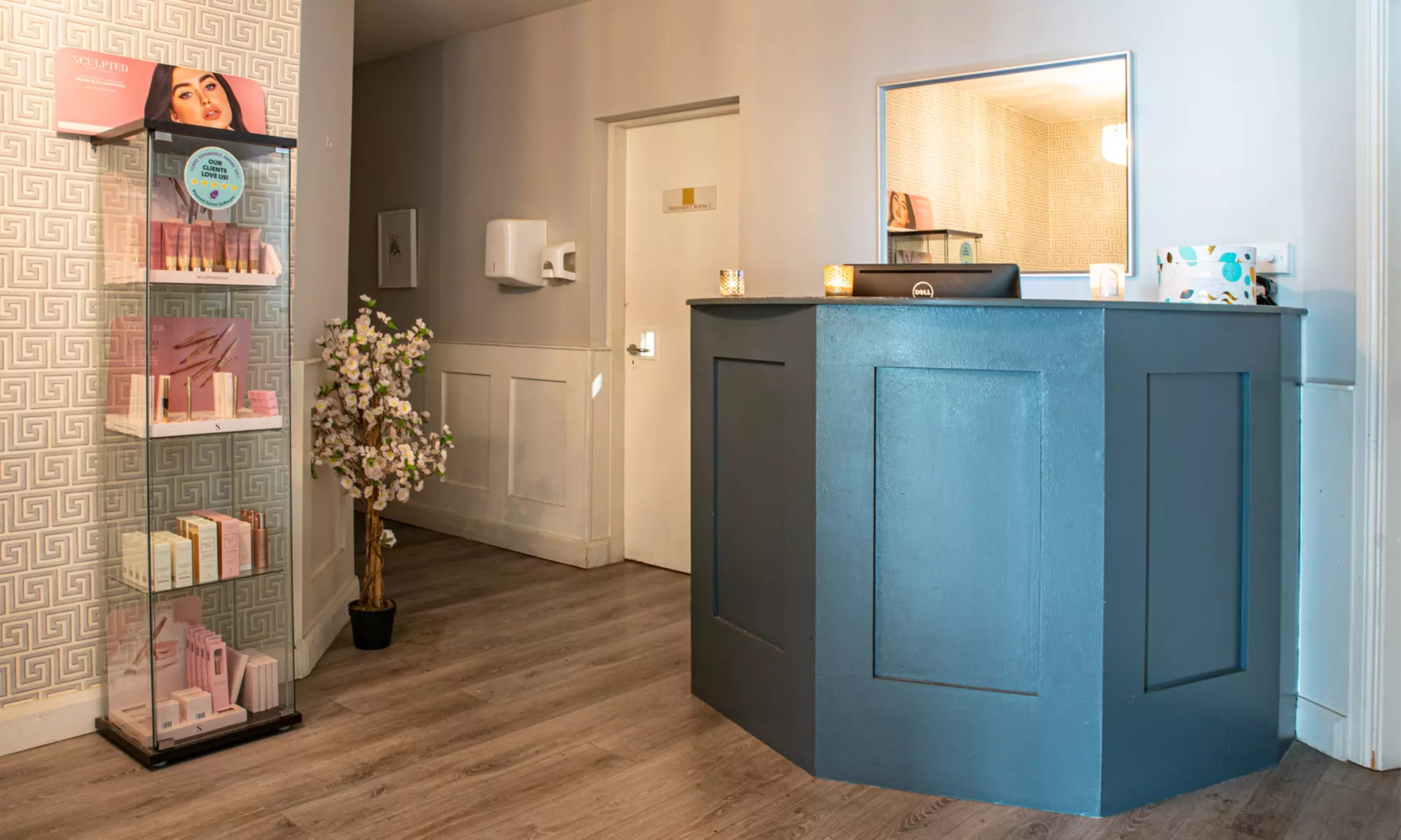 Wicklow: 1-2 Nights with Breakfast, Drink of Choice, Chocolates