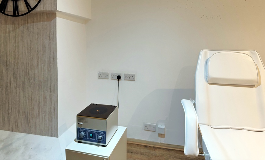 Image 4: 82% Off Expert PRP for Hair Loss / Skin Rejuvenation 1, 2, 3 Sessions 