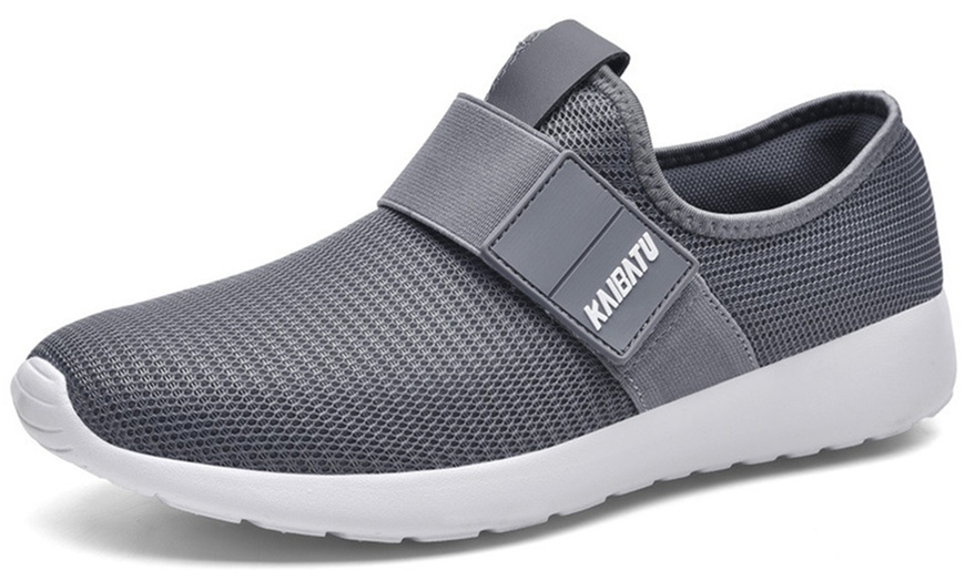 Image 6: Men's Slip-On Trainers