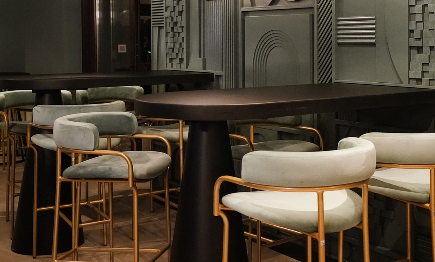 Image 2: 2, 4 oder 6 Glühweine – aromatisch, heiß und perfekt zum Aufwärmen