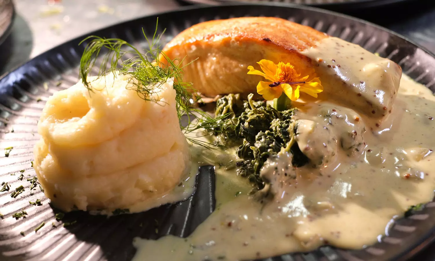 Menú "Sabores con vistas al mar" para 2 con postre y opción a vino