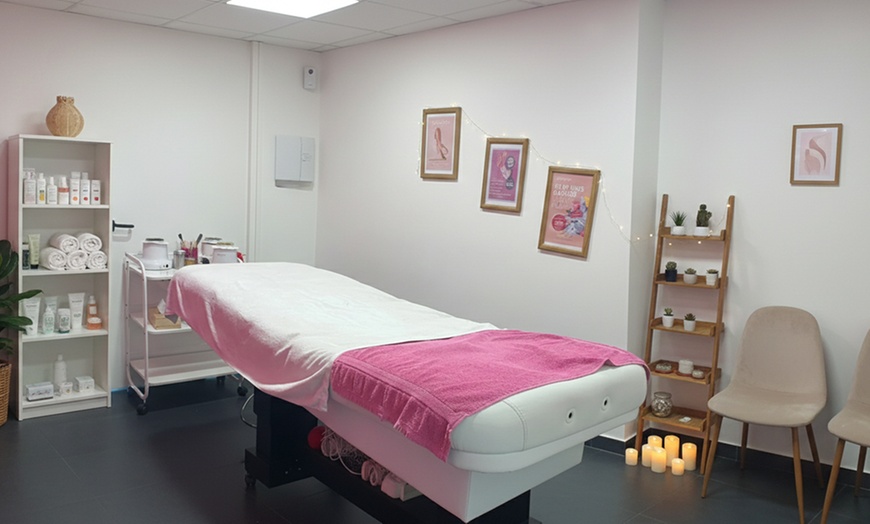 Image 2: Évasion bien-être : massages & soins sur-mesure en solo ou en duo
