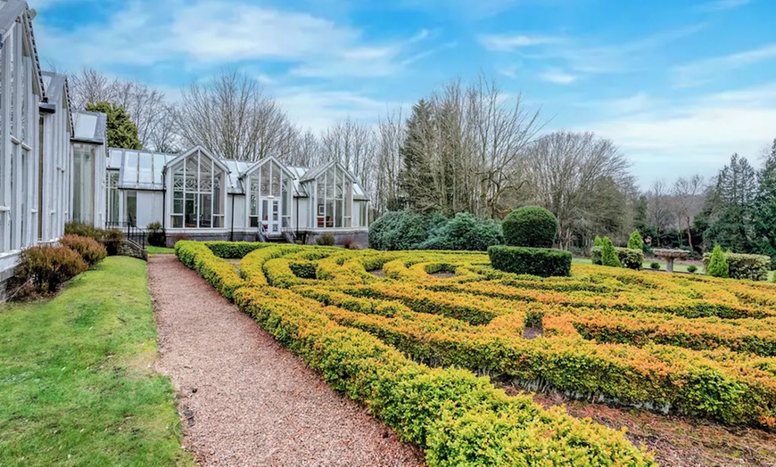 Image 14: Dundee: Elegant 4* Stay with Breakfast & Dinner