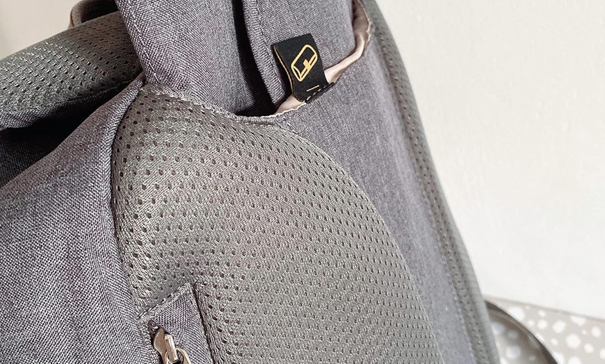 Image 4: Nuby Baby Changing Backpack