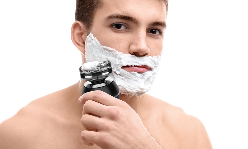 Image 5: Alivio 5-in-1 USB Rechargeable Electric Razor
