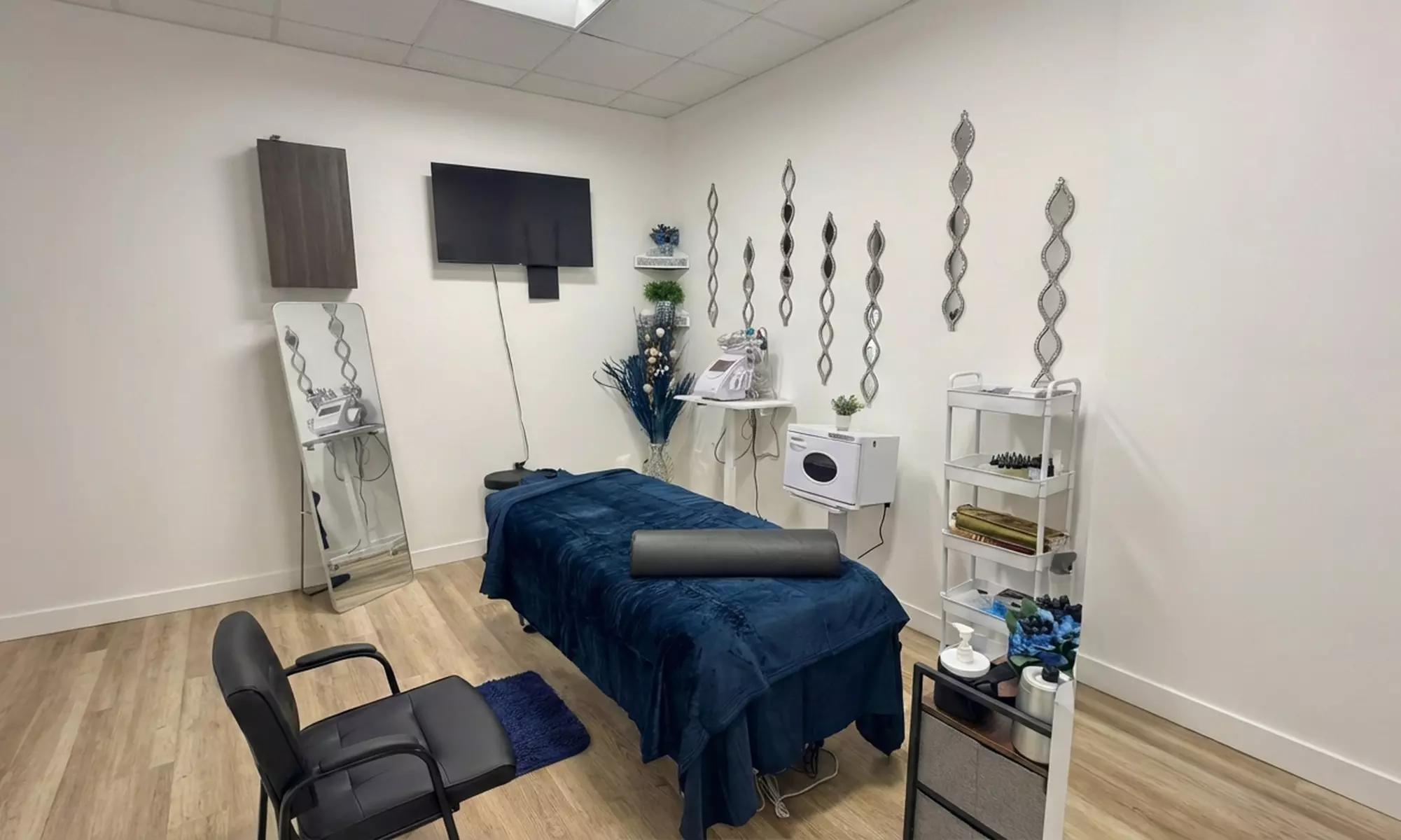 2, 4, 8, or 12 Ultrasonic Cavitation Sessions (60 Min Each)