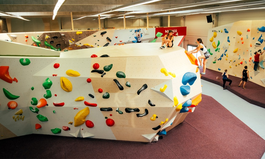 Image 3: Tageskarte Bouldern Indoor für 1, 2 oder 4 Personen