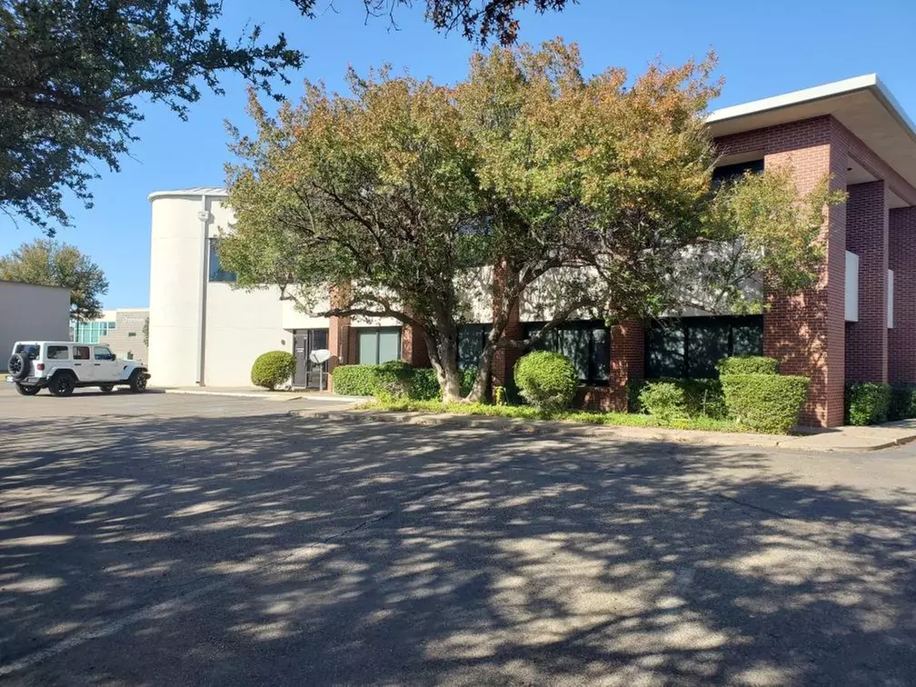 60-min or 90-min Deep Tissue or Swedish Massages