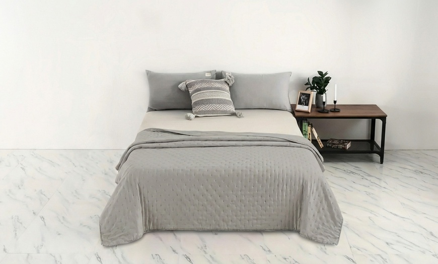 Image 11: Couvre-lit matelassé Soft double