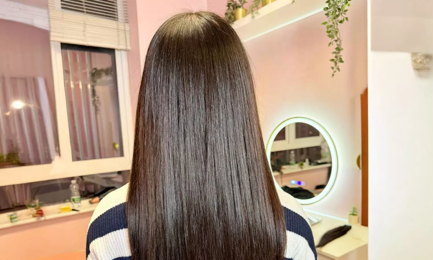 Get a Hair Wash, Conditioning & Blowdry with Cut or Brazilian Keratin