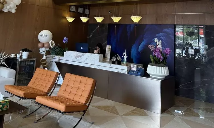 Swedish or Deep Tissue Massages for 1 or 2 with Optional Hot Stones 