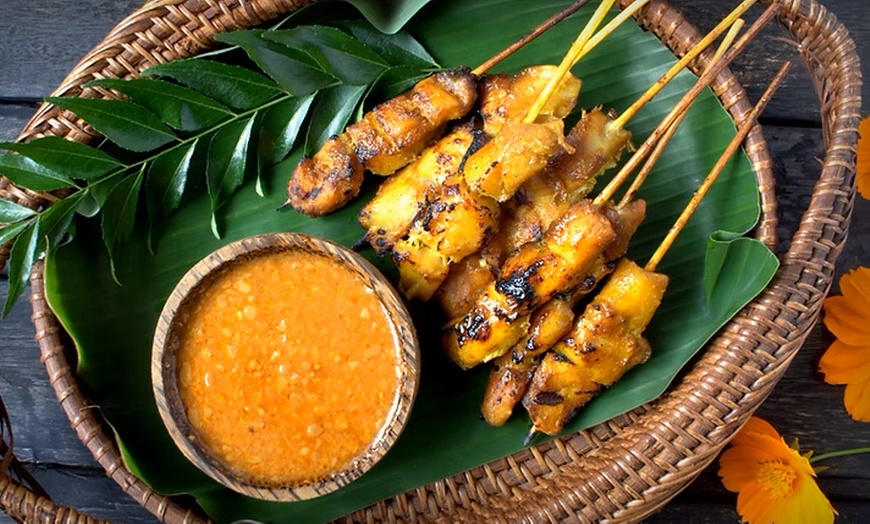 Image 4: Asian 3-Course Meal w/ Drink at Peninsula – £15 for One, £30 for Two
