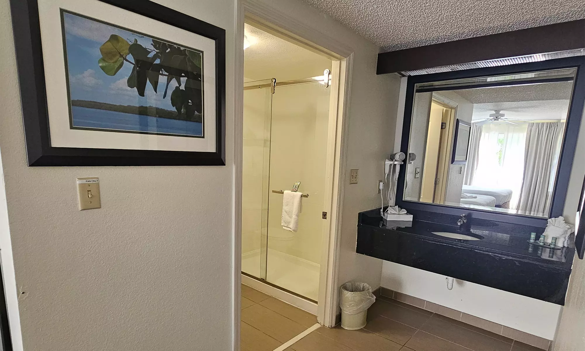 Orlando Hotel near Theme Parks - Perfect Stay!