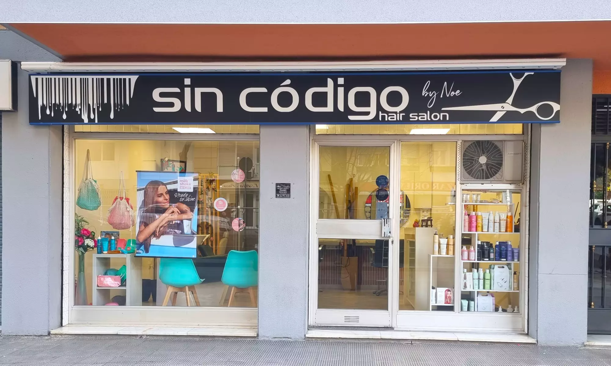 Sesión de peluquería con lavado, corte, secado y opción a extras