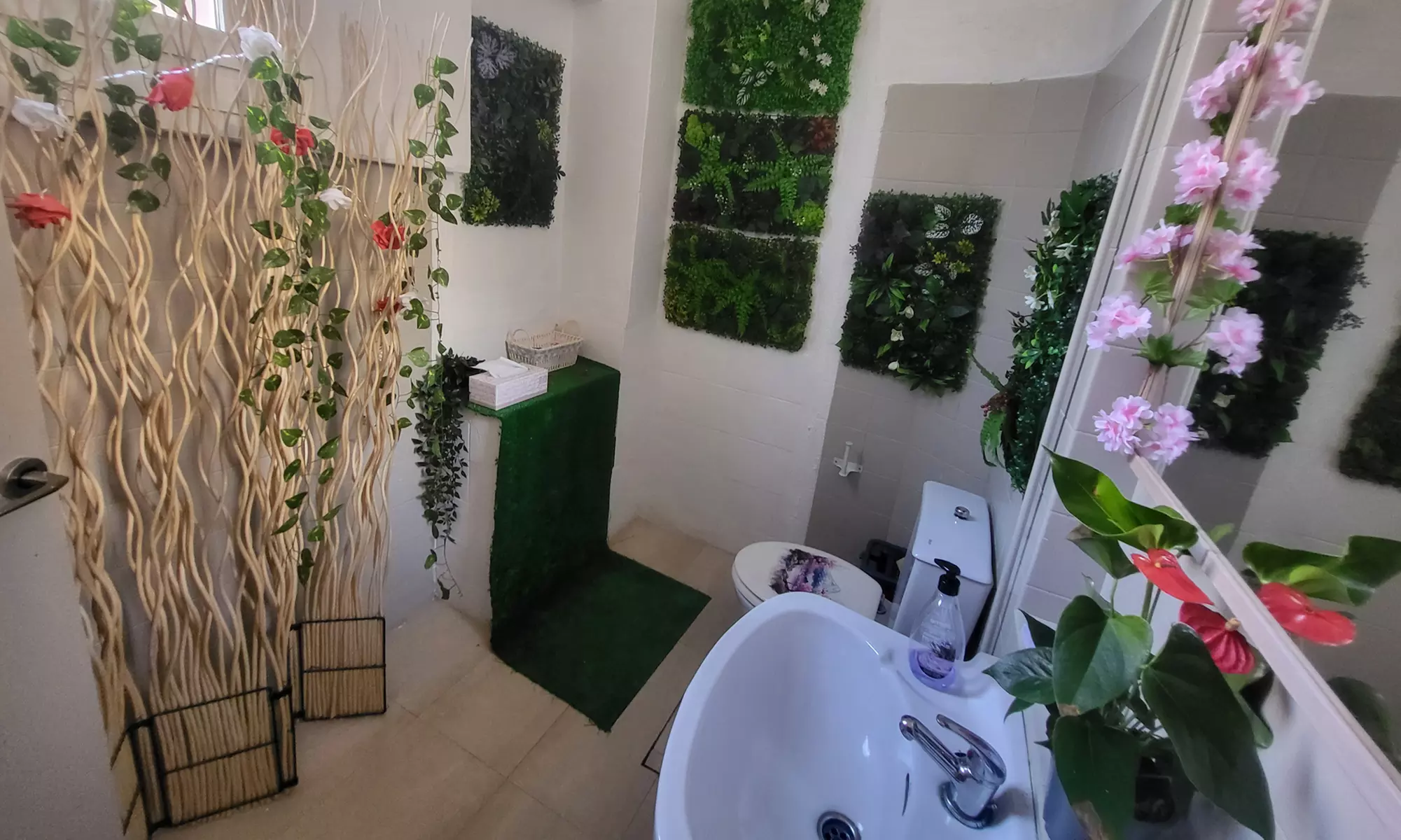 Tratamiento facial y corporal a elegir con drenaje linfático y más