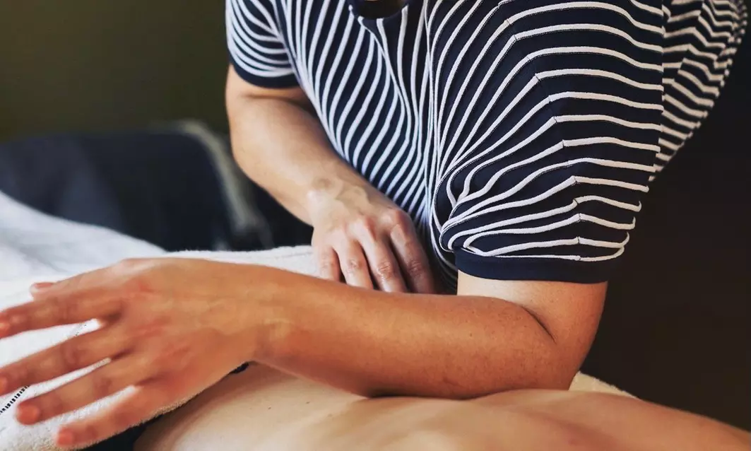 Massage signature sur mesure : bien-être profond au cœur de Paris 7