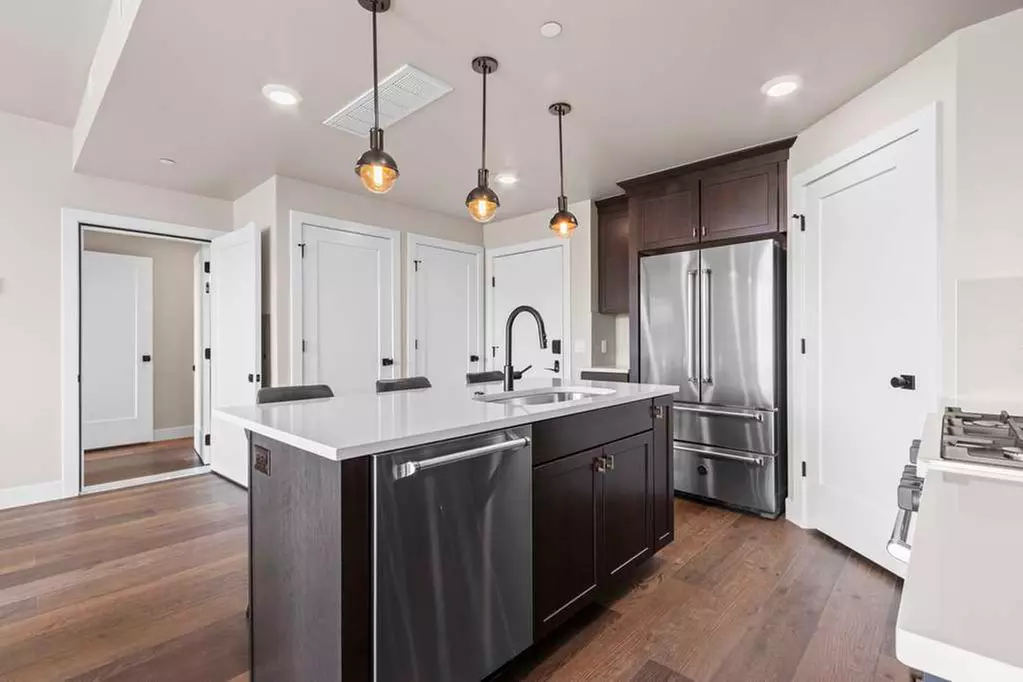 Member Pricing: 4* Mountain Resort in Park City with Sweeping Views 
