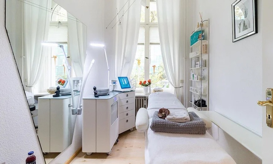 Image 1: Permanent Make-up für Augen oder Augenbrauen für 1 Person