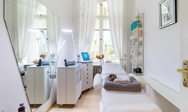 Permanent Make-up für Augen oder Augenbrauen für 1 Person