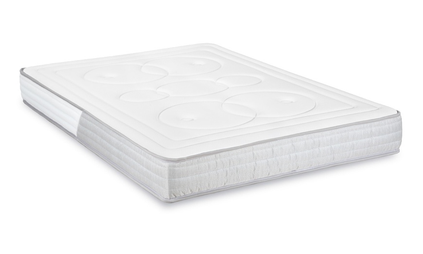 Image 3: Matelas Nirvana à mémoire de forme et mousse Supersoft